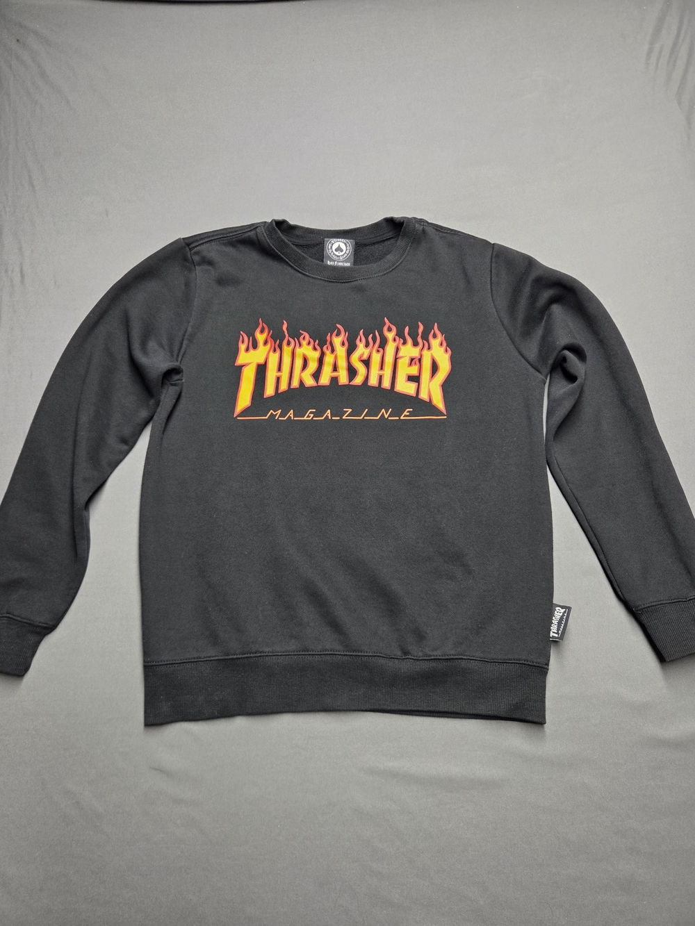 Thrasher Magazine Flame Logo Black Crewneck Sweatshirt Skater Hype Size Small